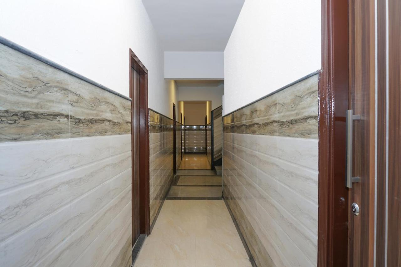 Oyo 81042 Rajput Resort Патиала Экстерьер фото