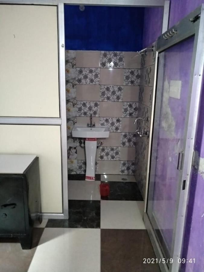Oyo 81042 Rajput Resort Патиала Экстерьер фото